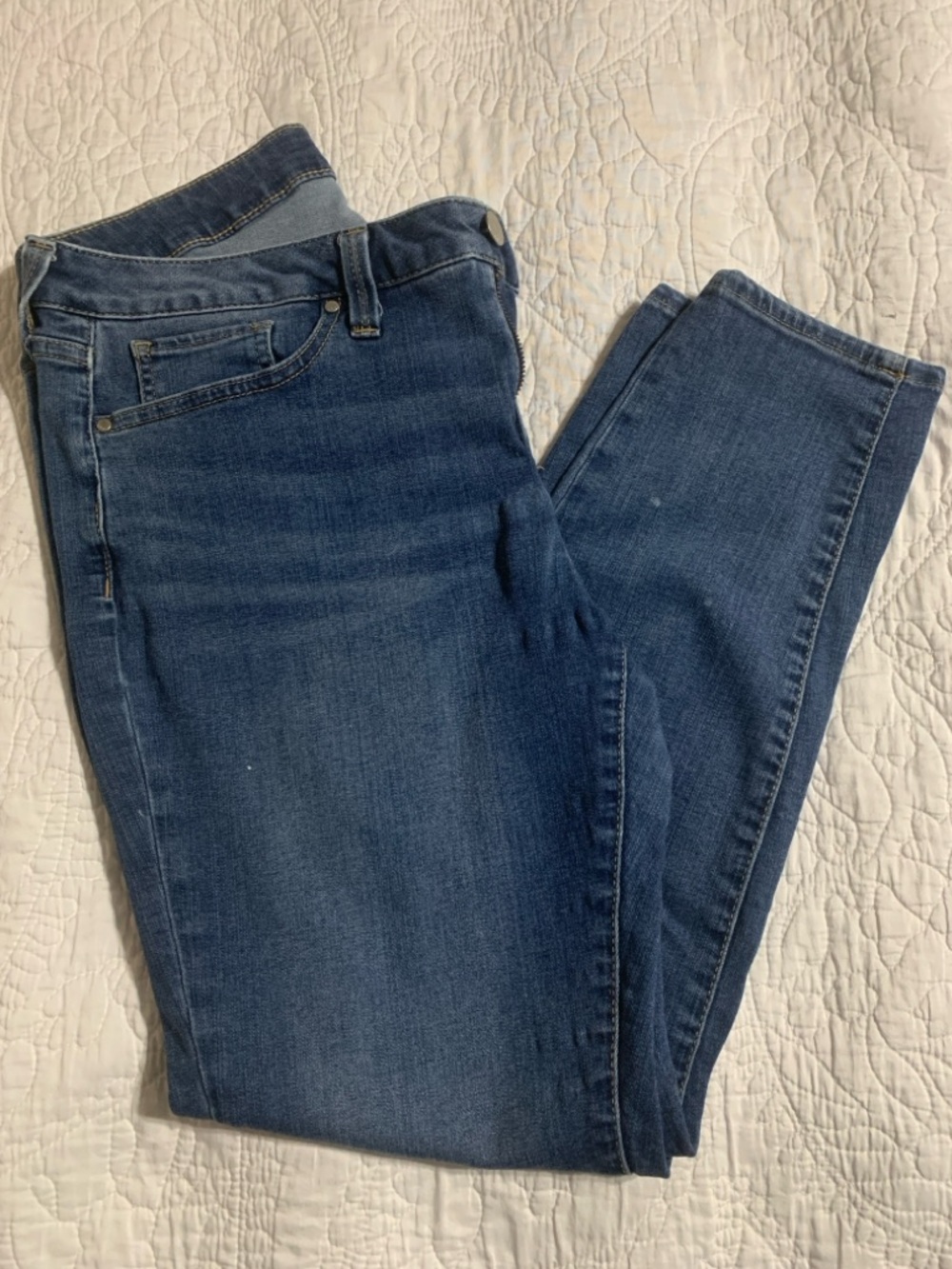 a.n.a Women's Dark Blue Skinny  Ankle Jeans